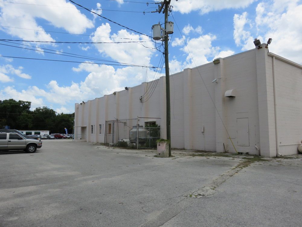 Entire Building